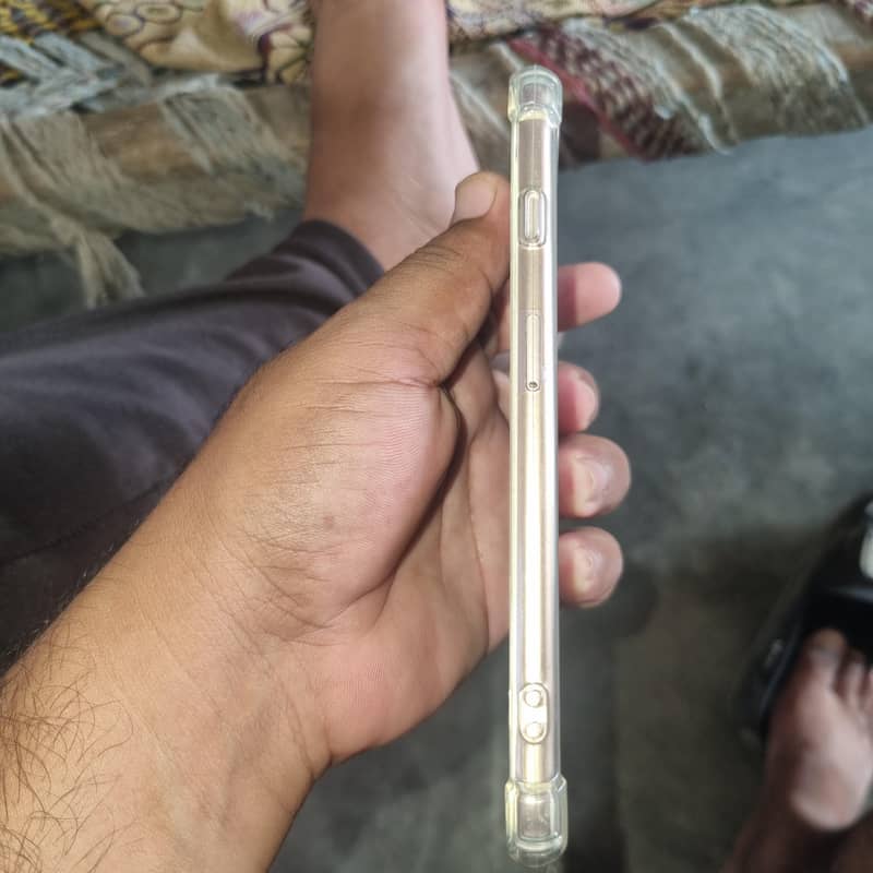 Apple iPhone 7 Plus 3