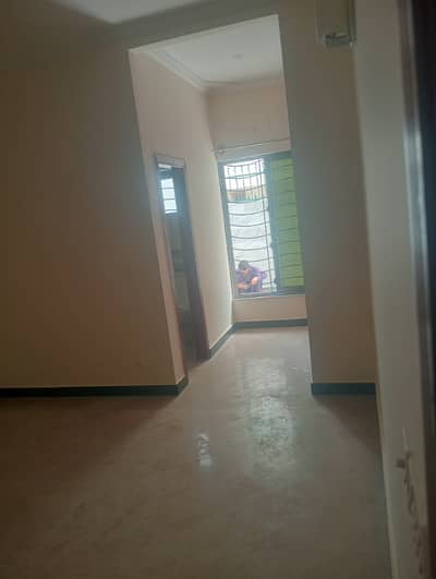 10marla 6beds DD TV lounge kitchen attached baths neat clean full house available for rent in G 13 2 islamabad