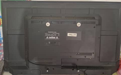 40 " Inch Led In Excellent Condition