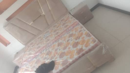 Double Bed Mattress 5 inch like brand new