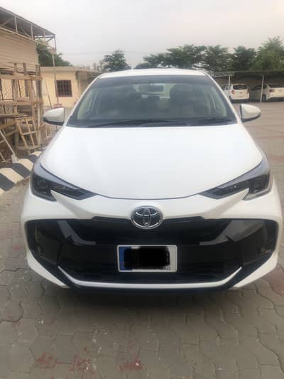 Toyota Yaris GLI CVT 2025