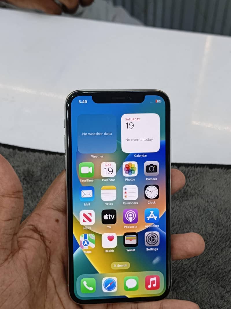Apple iPhone X 0