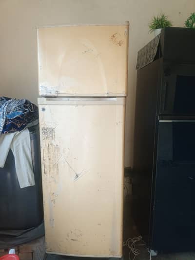 Fridge used just frizer in working