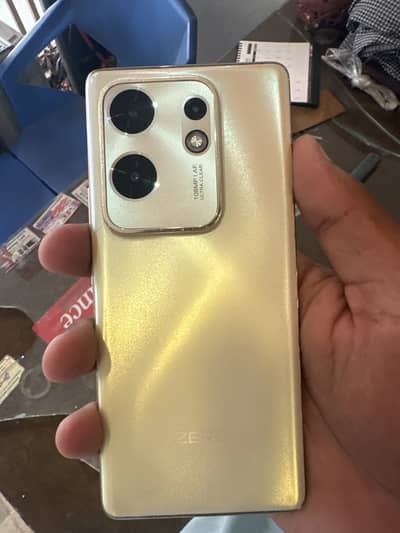 Infinix Zero 30