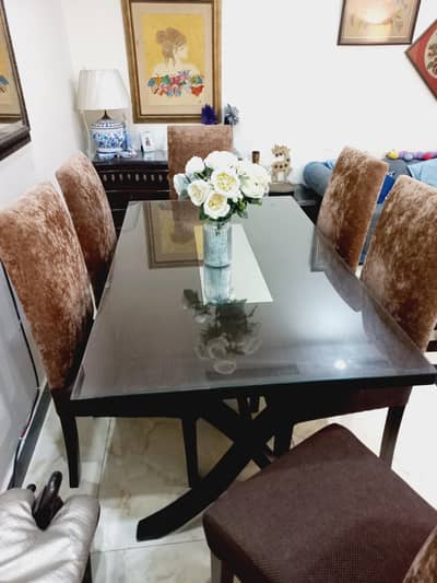 Trendy Dining Table