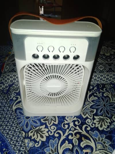 I am selling my small rechargeable fan In running condition