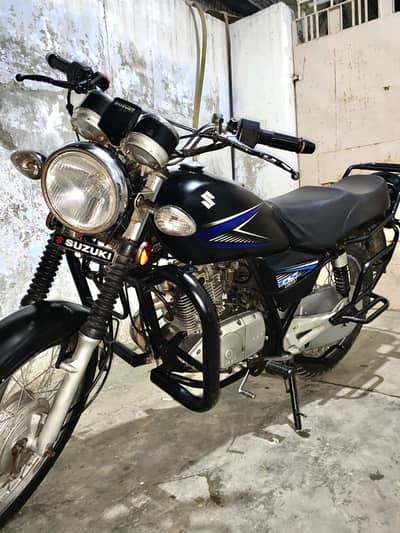 Suzuki GS150 | Model 2014 | Karachi Number  | URGENT