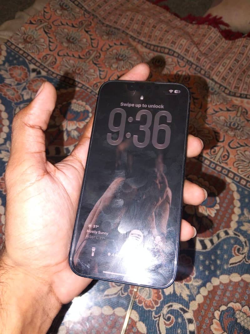 Apple iPhone 13 1