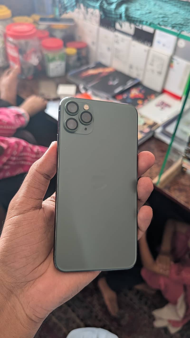iPhone 11 Pro Max 1