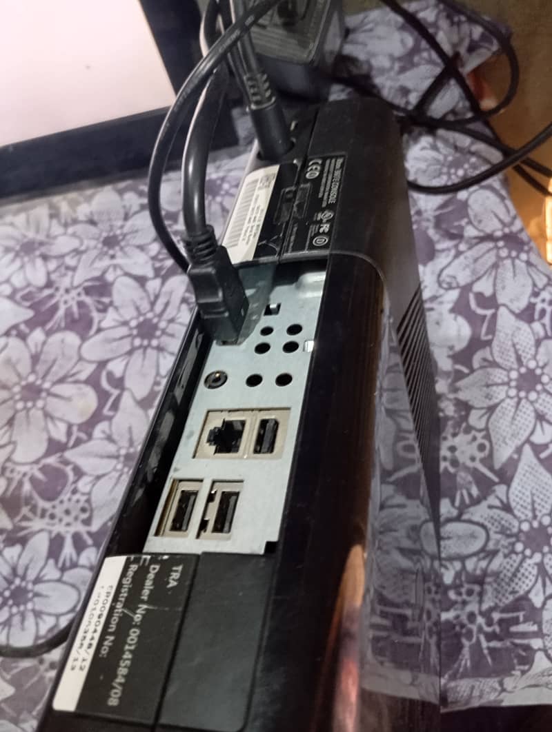 Xbox 360E 5