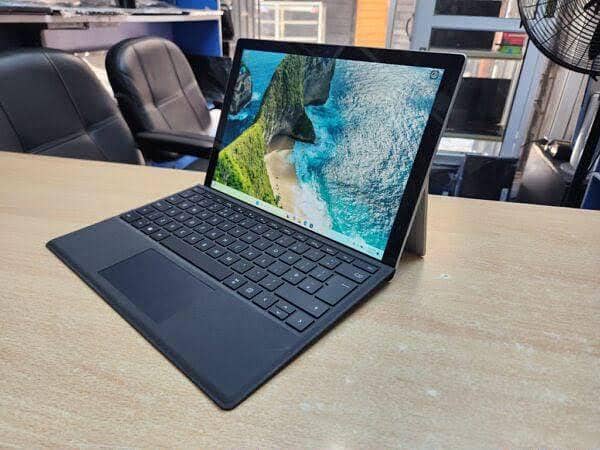 Microsoft Surface Pro 5 4