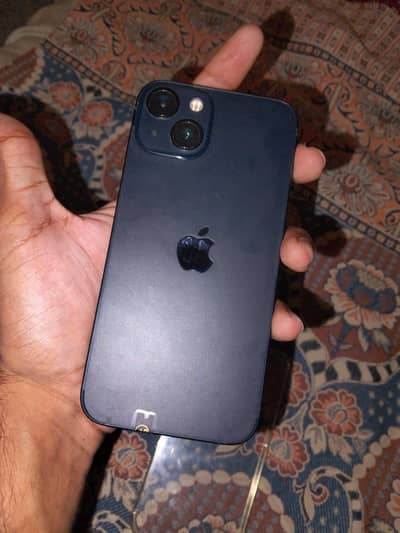 Apple iPhone 13