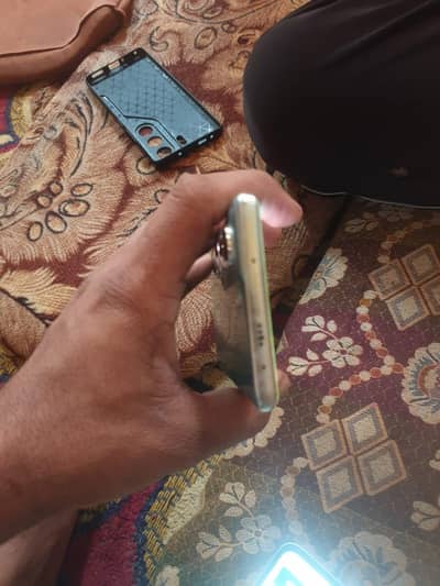 Tecno CAMON 40 Pro