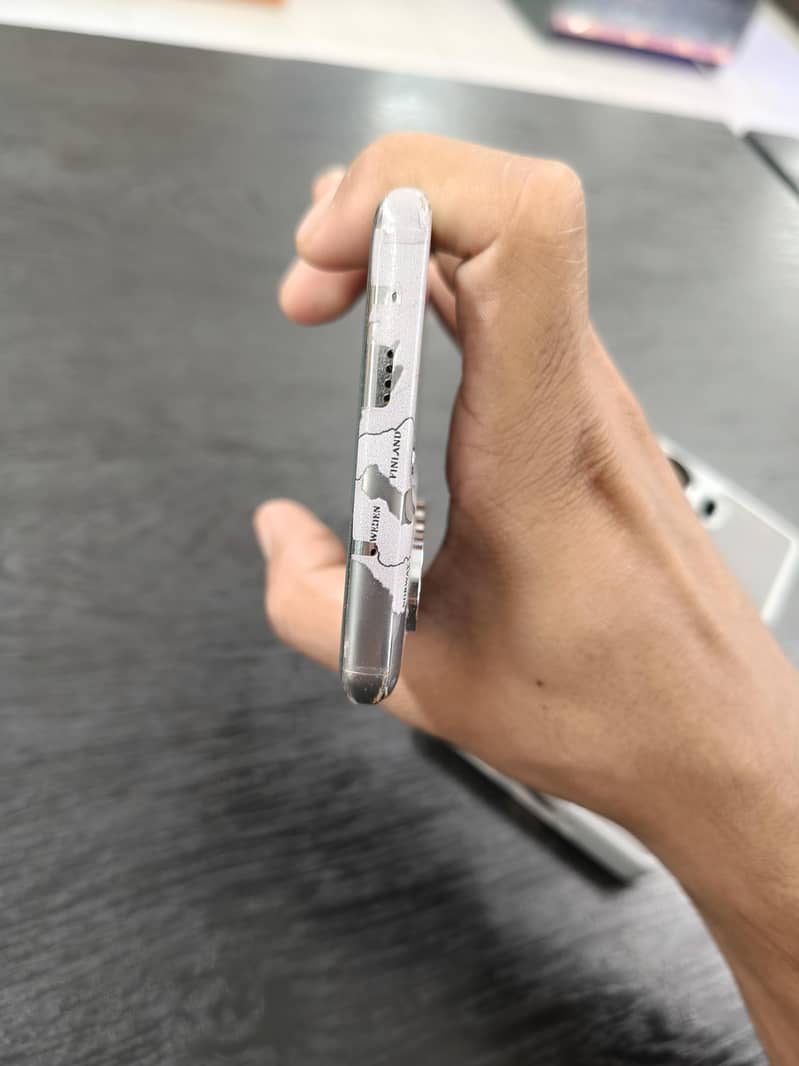 Tecno CAMON 40 Pro 5