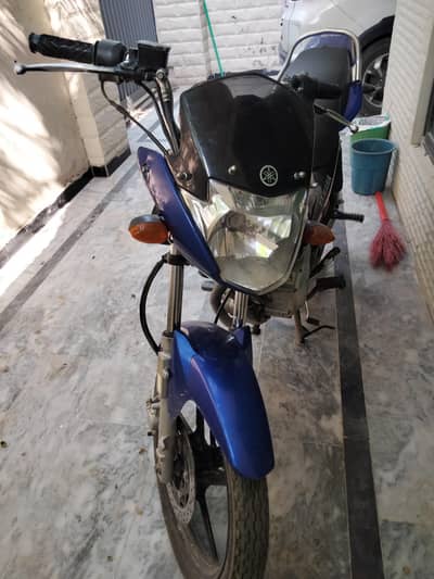 YBR 125