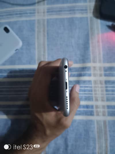 Apple iPhone 6
