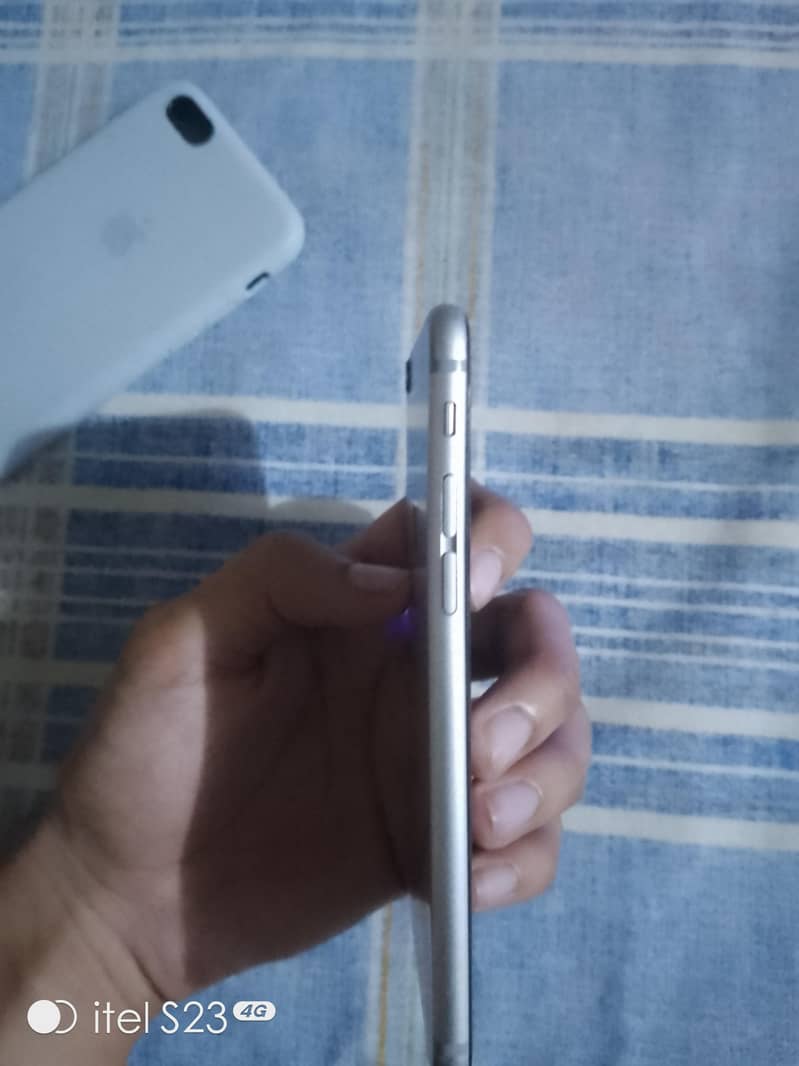 Apple iPhone 6 1