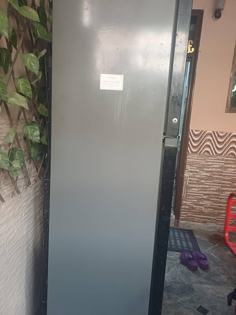 large refrigerators 8