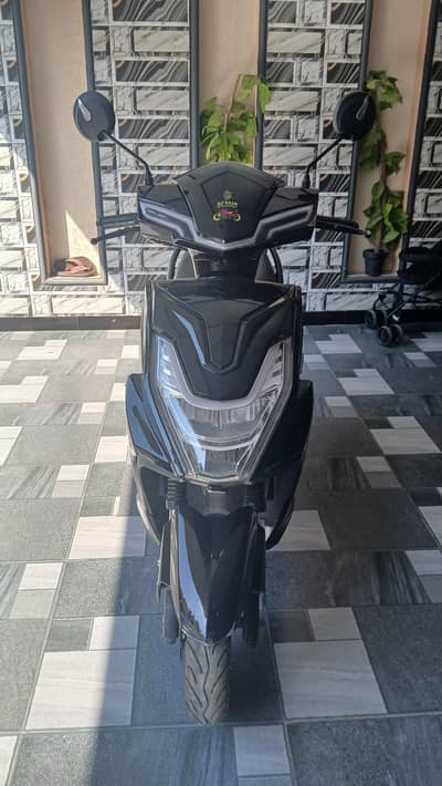 MJ scooty 2026