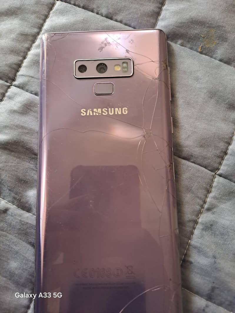 Samsung Mobile Note 9 1