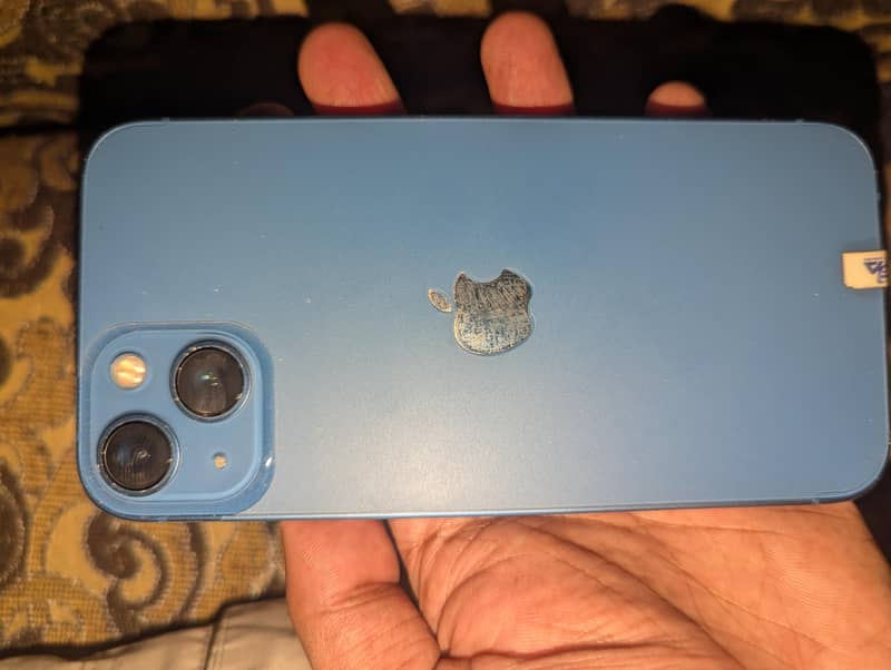 Apple iPhone 13 1