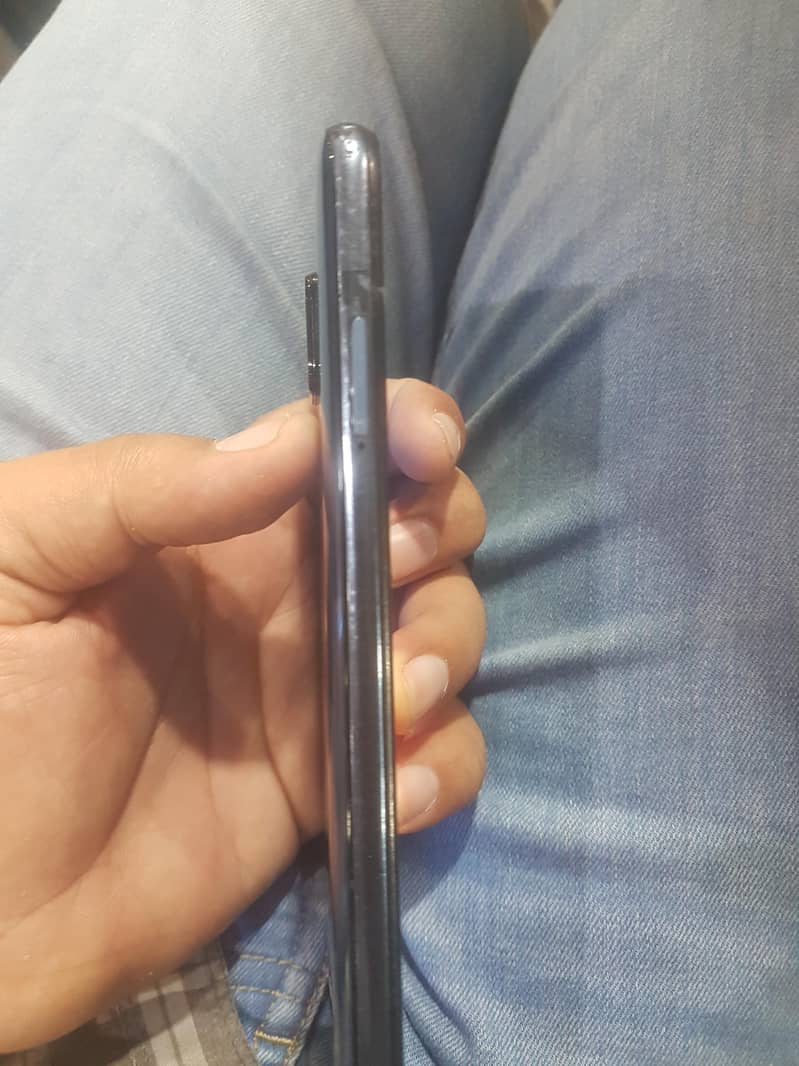 Xiaomi Redmi Note 9 Pro 4
