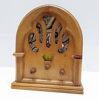 Vintage 1980s Wooden ANTIQUE RADIO Replica AM/FM Radio | Made in Spain