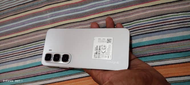 Infinix Hot 60i