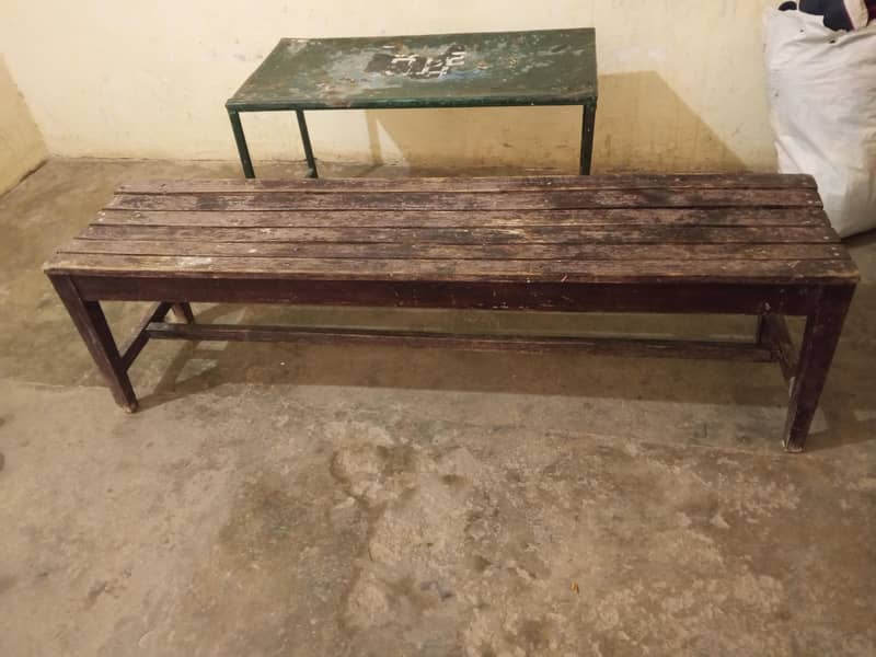 banch ,table dining 2