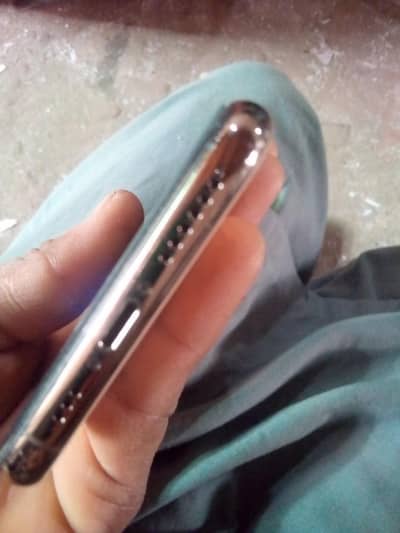Apple iPhone XS