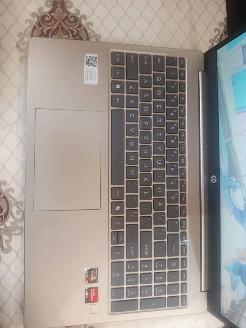 HP Notebook 15 1