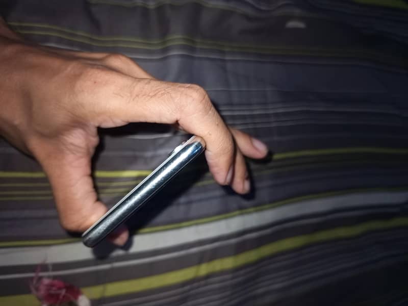 Apple iPhone X 3
