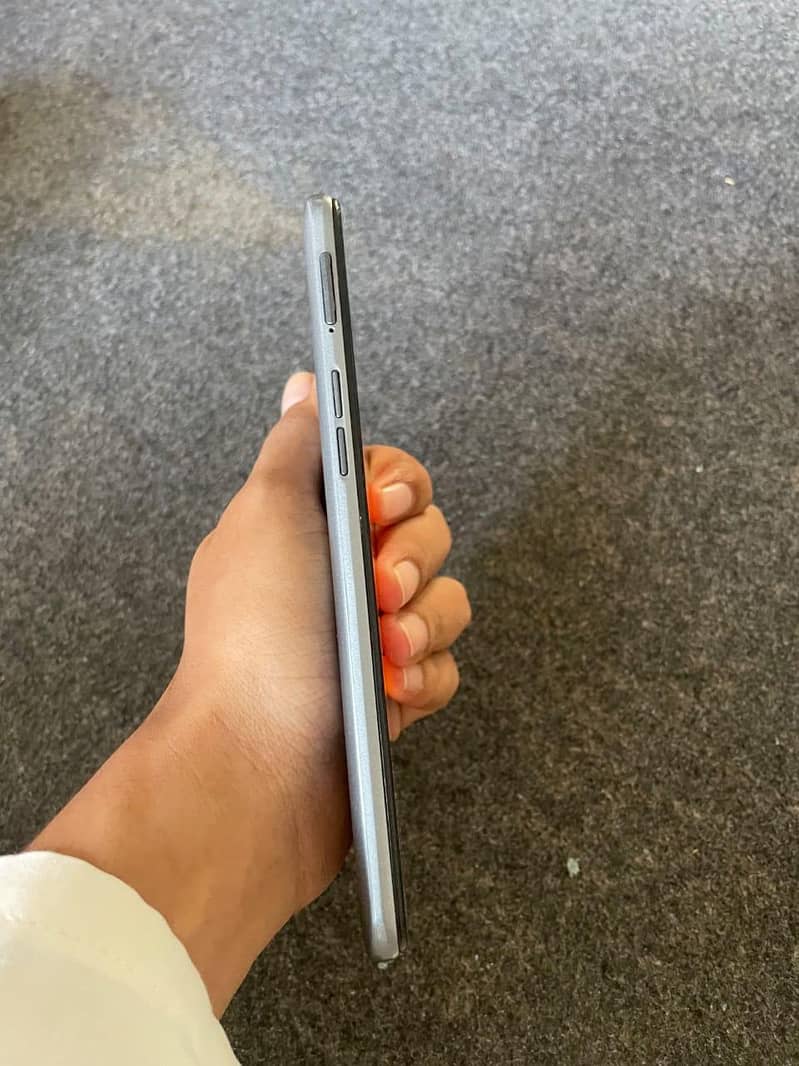 Realme C3 5