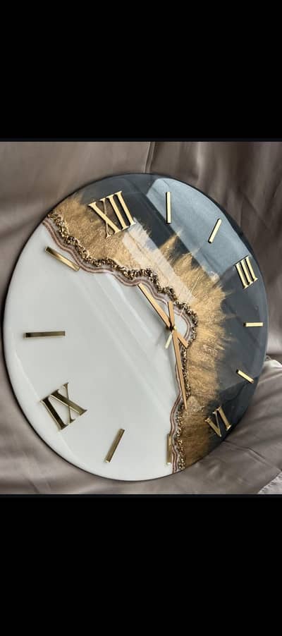 Luxury handmade Resin premium clock