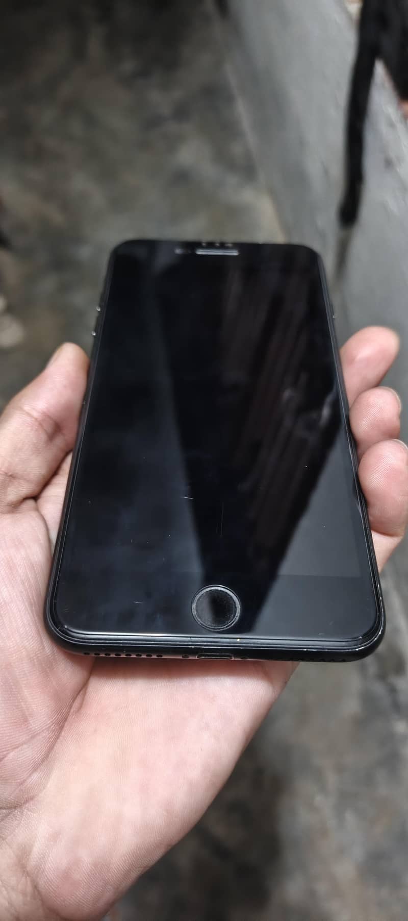 Apple iPhone 7 Plus 1