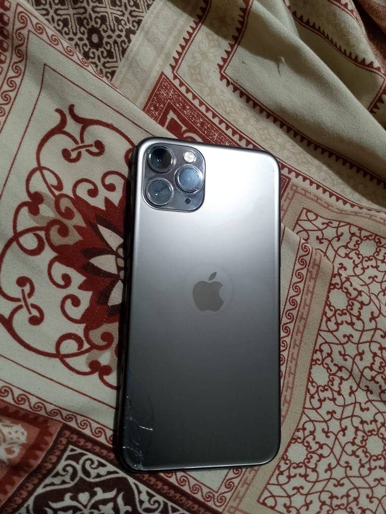 Apple iPhone 11 Pro 1
