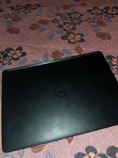 6 months used laptop for sale. 10/10 condition. CORE i5, 6th Gen.