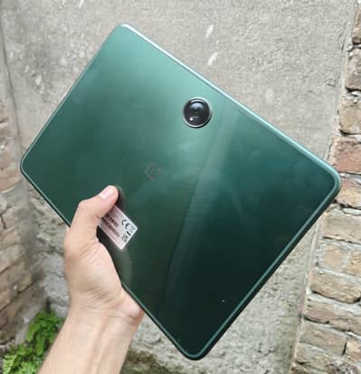 OnePlus Pad 1st Gen (8/128GB) 10/10 Condition with Box
