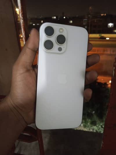 Apple iPhone 16 Pro Max