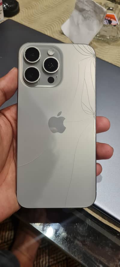 Apple iPhone 15 Pro Max