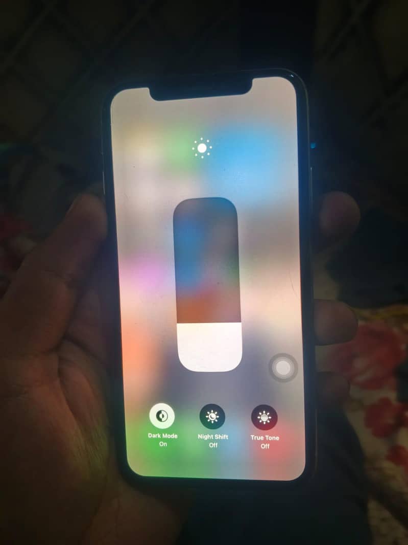 Apple iPhone X 4