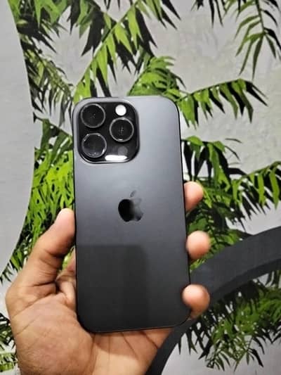 Apple iPhone 16 Pro