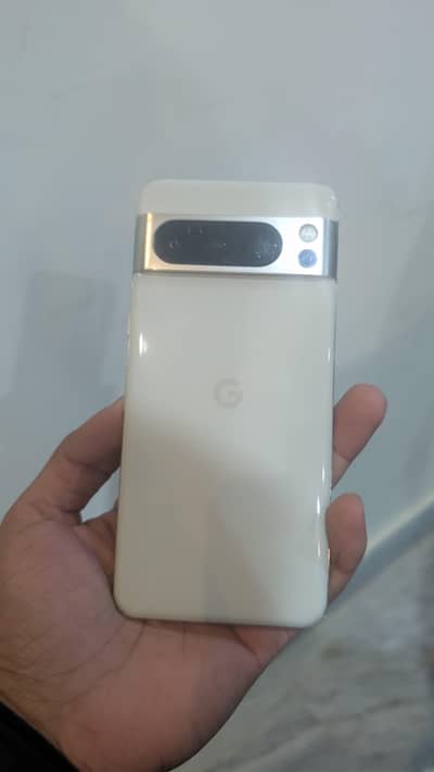 Google Pixel 8 Pro