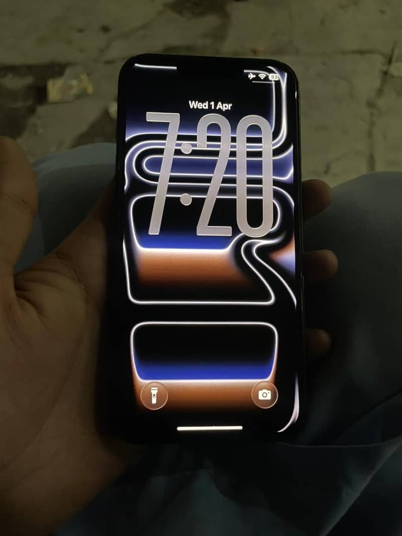 Apple iPhone 13 7