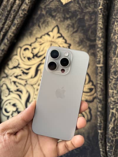 Apple iPhone 15 Pro