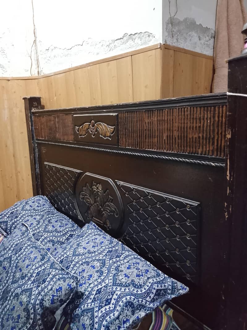 KING SIZE BED 1