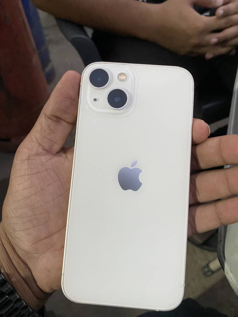 Apple iPhone 13 3
