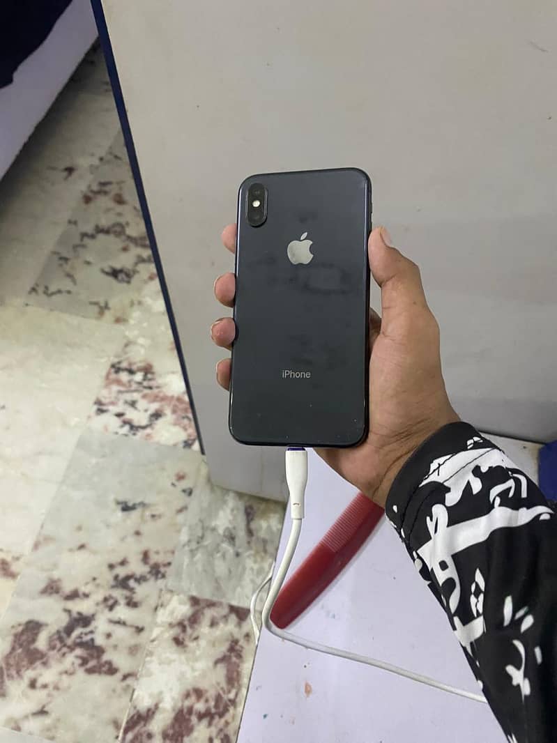 Apple iPhone X 5