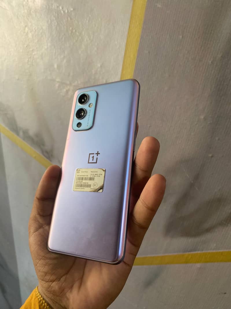 One Plus 9 4