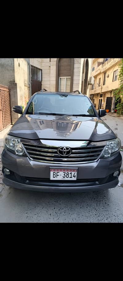 Toyota Fortuner V 2013